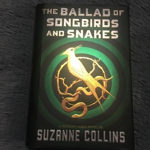 2/$18💰 The Ballad of Songbirds and Snakes: Suzanne Collins